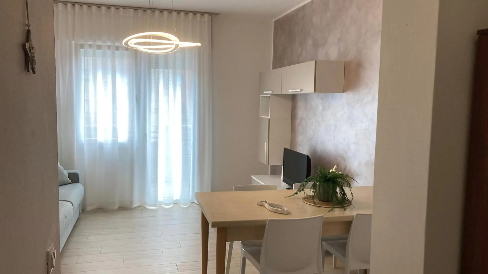 Trilocale Vi20, Condominio Vicenza - Adria Holiday Jesolo - Family Apartment